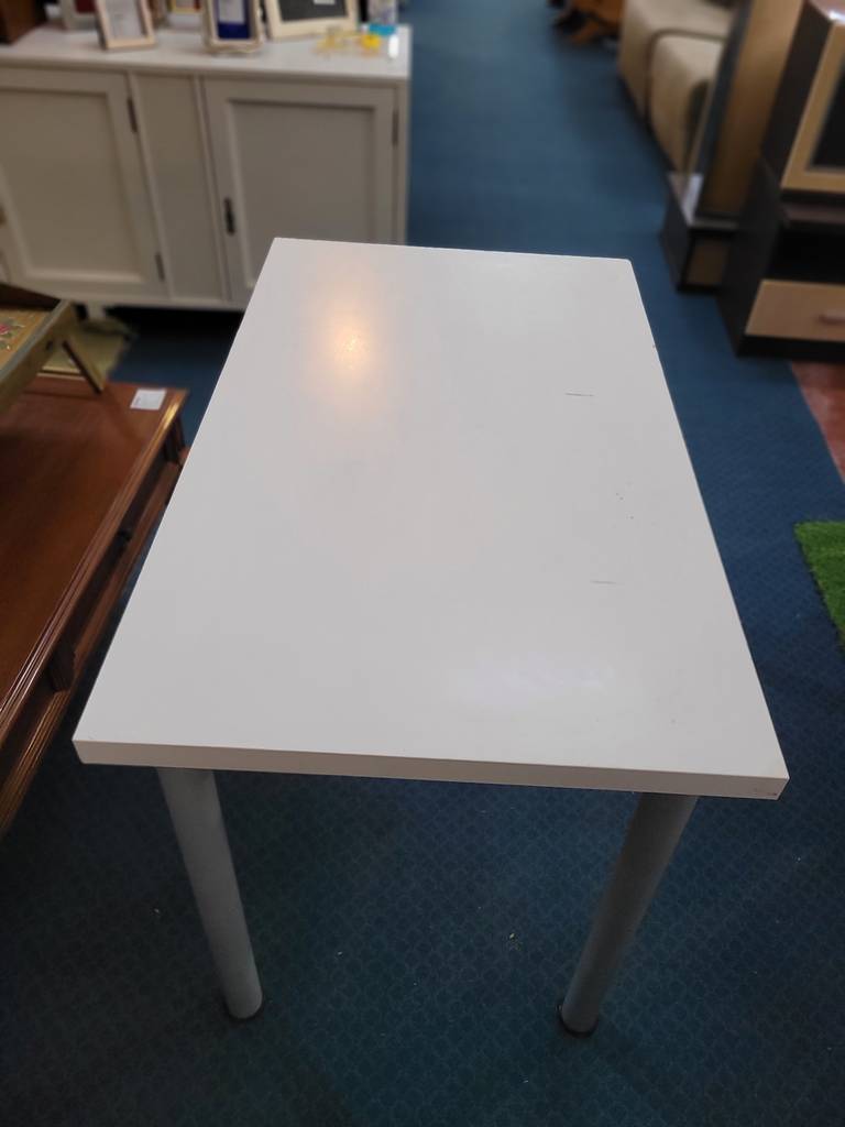 MESA BLANCA DE IKEA - Imagen 3