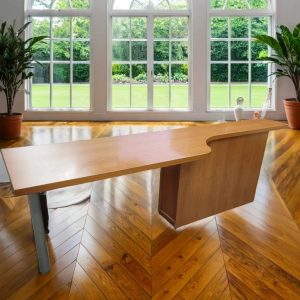 ESCRITORIO CON CAJONERA