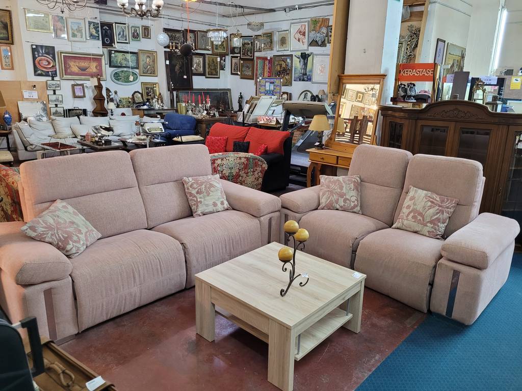 2 SOFÁS DE 3 Y 2 PLAZAS