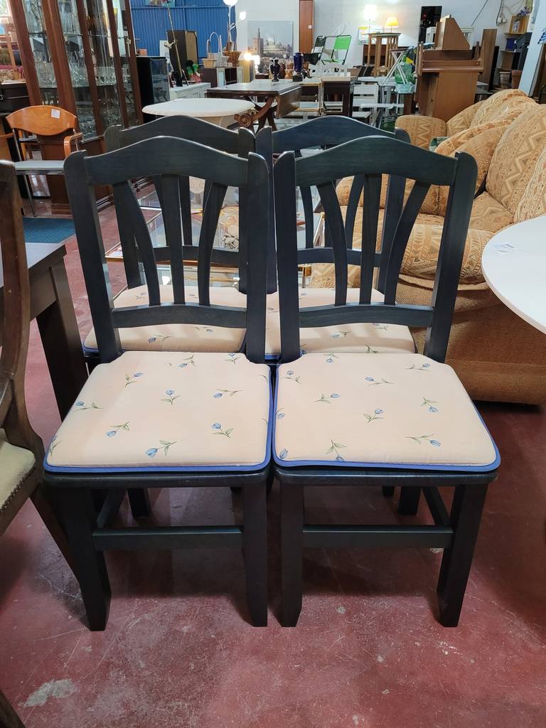 MESA REDONDA Y 4 SILLAS - Imagen 7