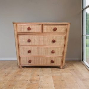 CÓMODA DE MIMBRE