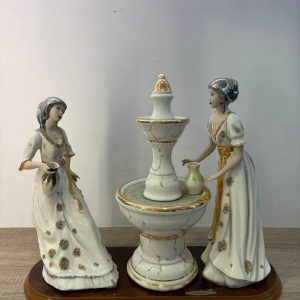 FIGURA DE PORCELANA
