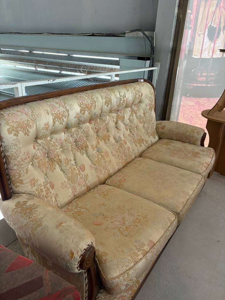 SOFÁ DE 3 PLAZAS - Imagen 3