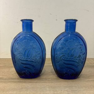 2 BOTELLAS DE VIDRIO