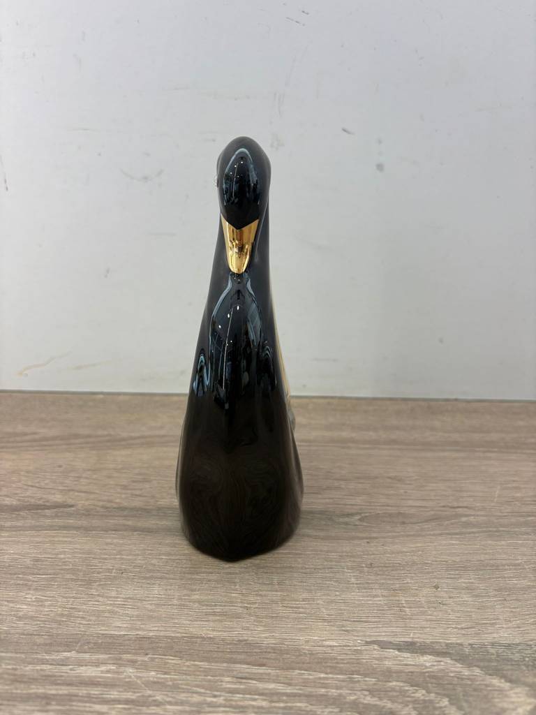 FIGURA DE CISNE NEGRO - Imagen 4
