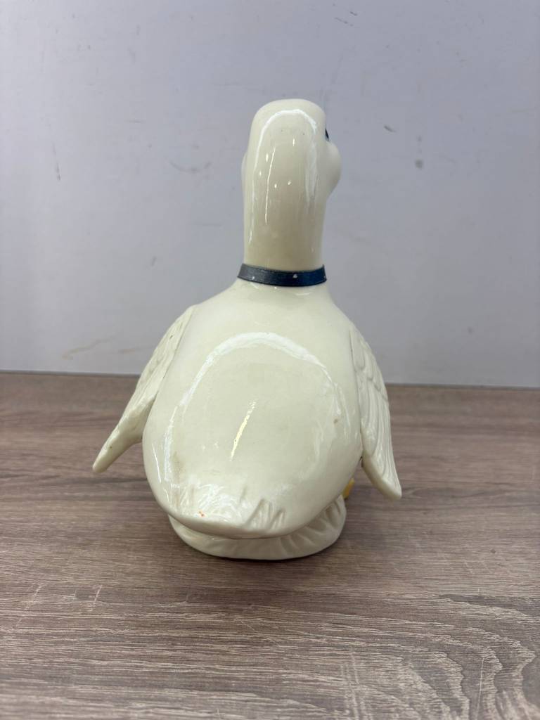 FIGURA DE PATO BLANCO - Imagen 4