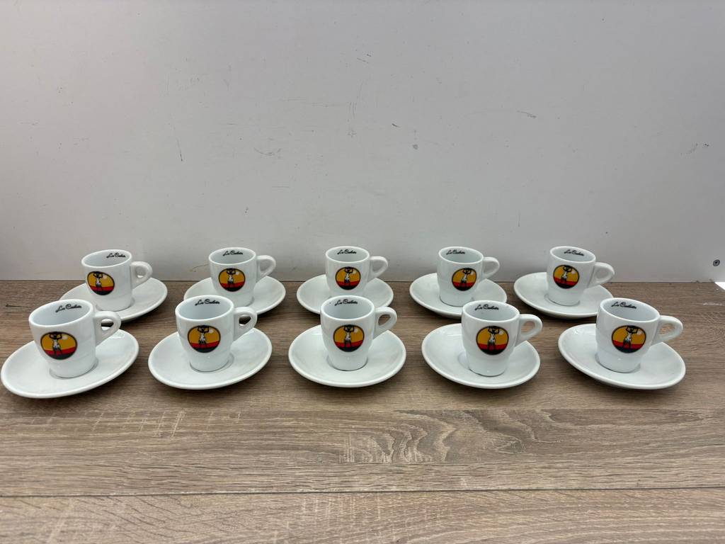 TAZAS DE CAFÉ LA CARIBEÑA