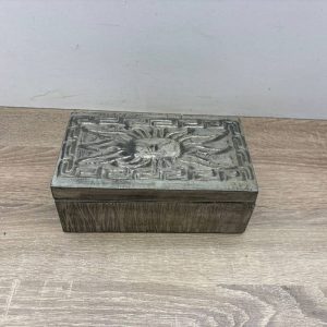 CAJA PLATEADA DECORADA