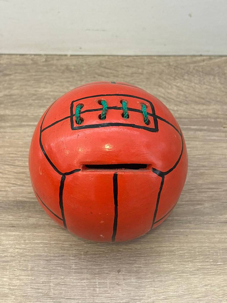 HUCHA DE BALÓN - Imagen 4