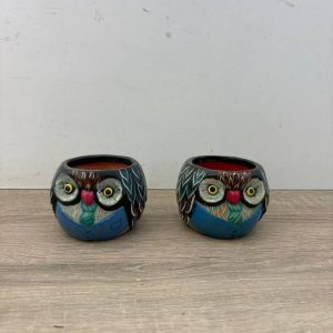 2 MACETEROS PEQUEÑOS