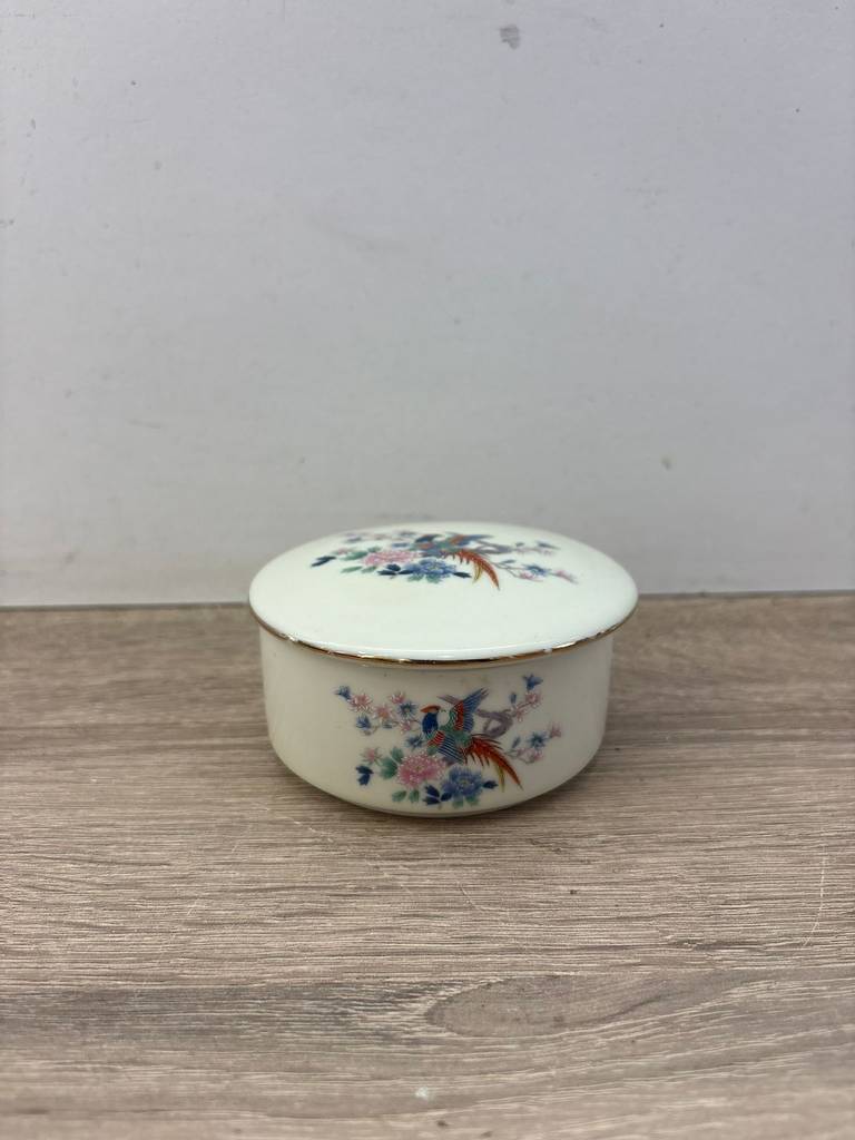 CAJA DE PORCELANA JAPONESA