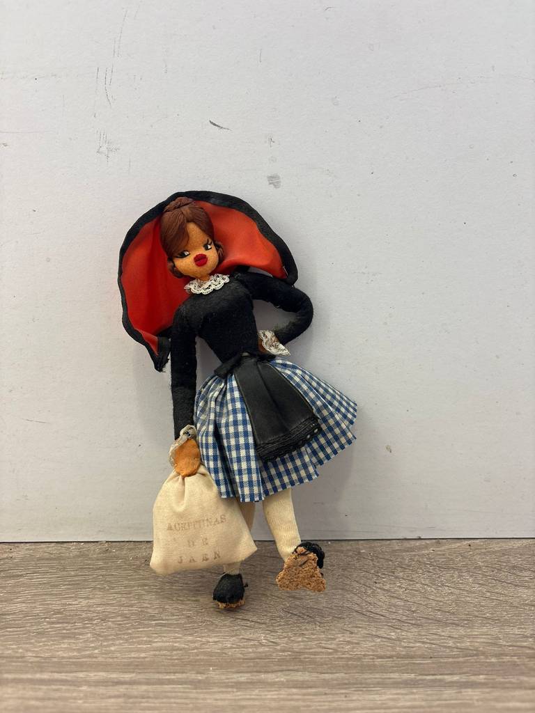 MUÑECA ARTESANAL DE TRAPO