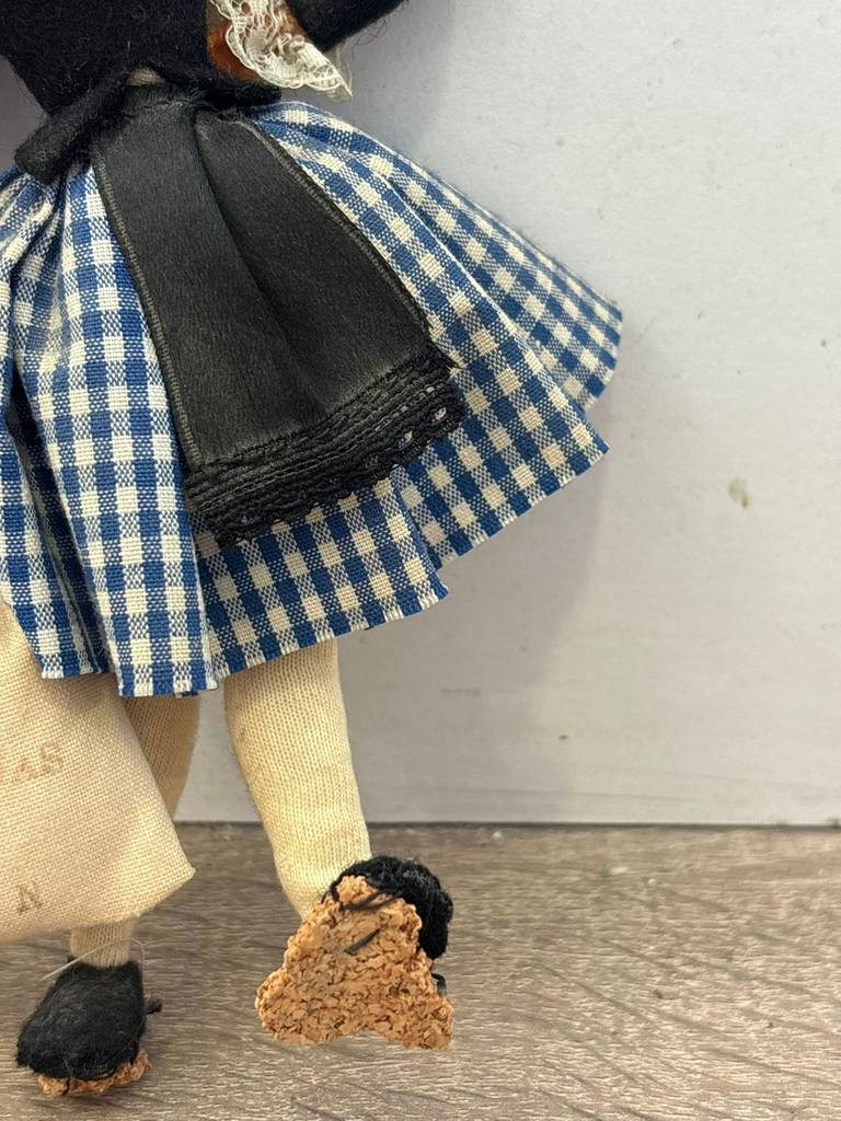 MUÑECA ARTESANAL DE TRAPO - Imagen 9