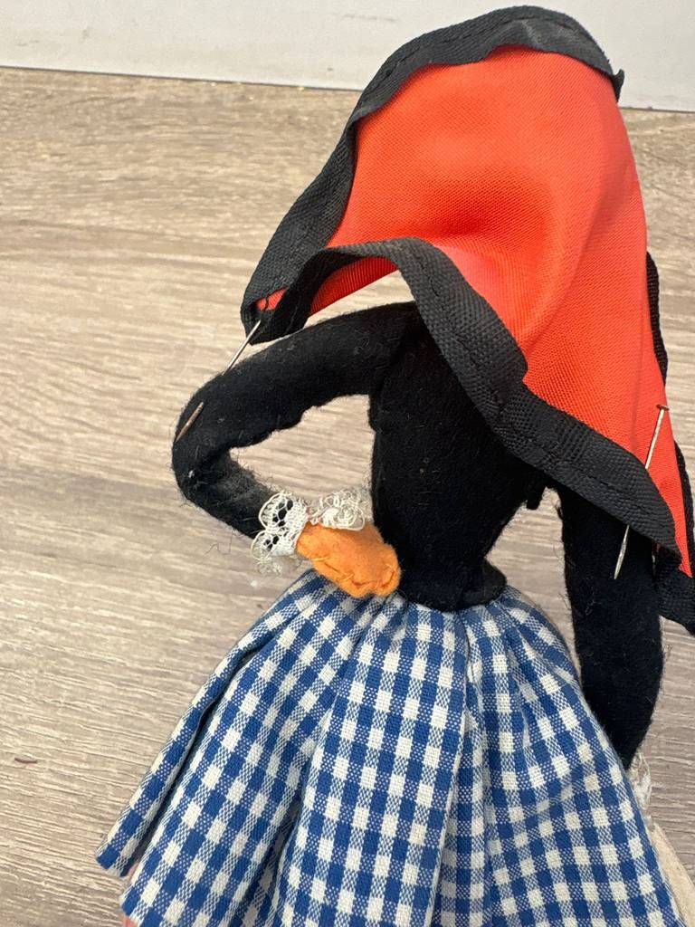 MUÑECA ARTESANAL DE TRAPO - Imagen 6