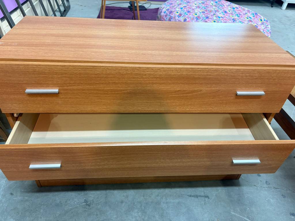 CÓMODA Y 2 MESITAS DE NOCHE - Imagen 7