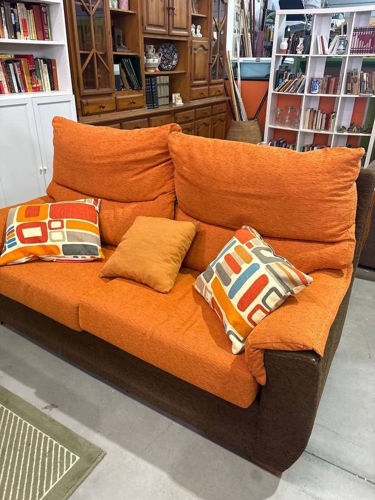 SOFÁ DE 2 PLAZAS - Imagen 3