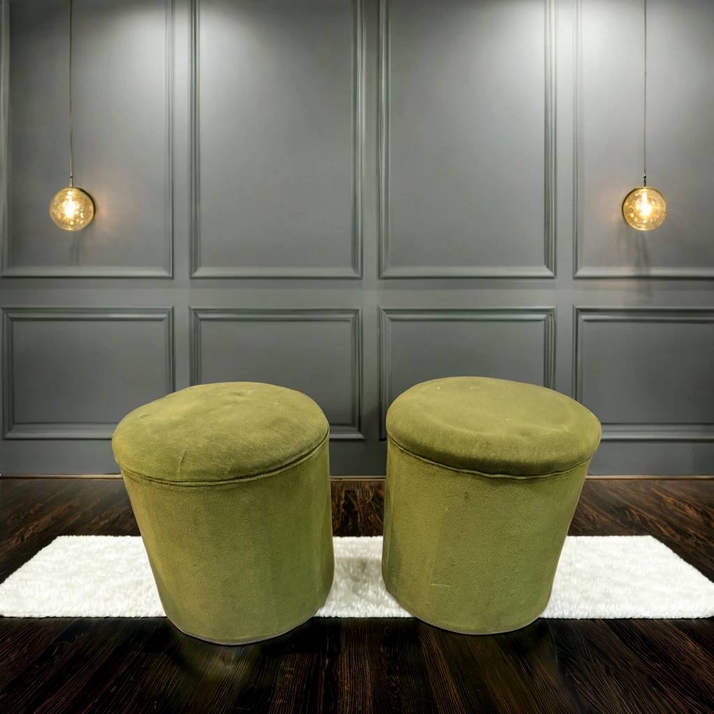 2 TABURETES DE TERCIOPELO