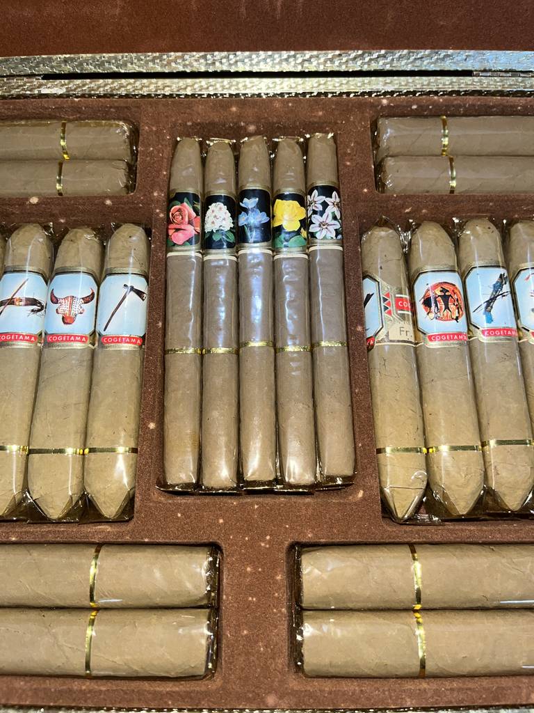 CAJA DE 49 PUROS COGÉTAMA - Imagen 4