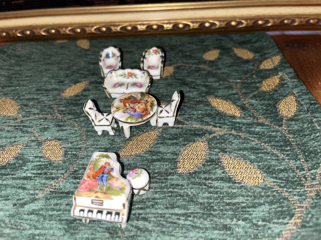 MINIATURAS DE PORCELANA - Imagen 3