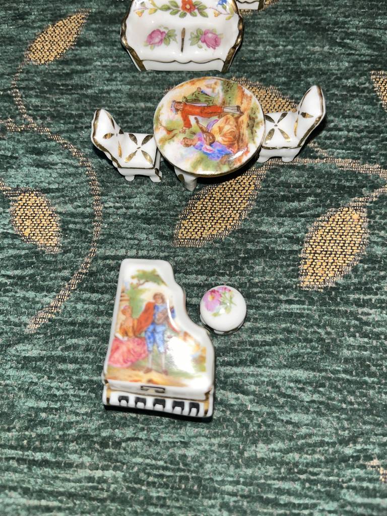 MINIATURAS DE PORCELANA - Imagen 5