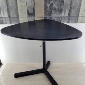 MESA DE IKEA SVARTÅSEN