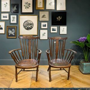 2 SILLONES CLÁSICOS